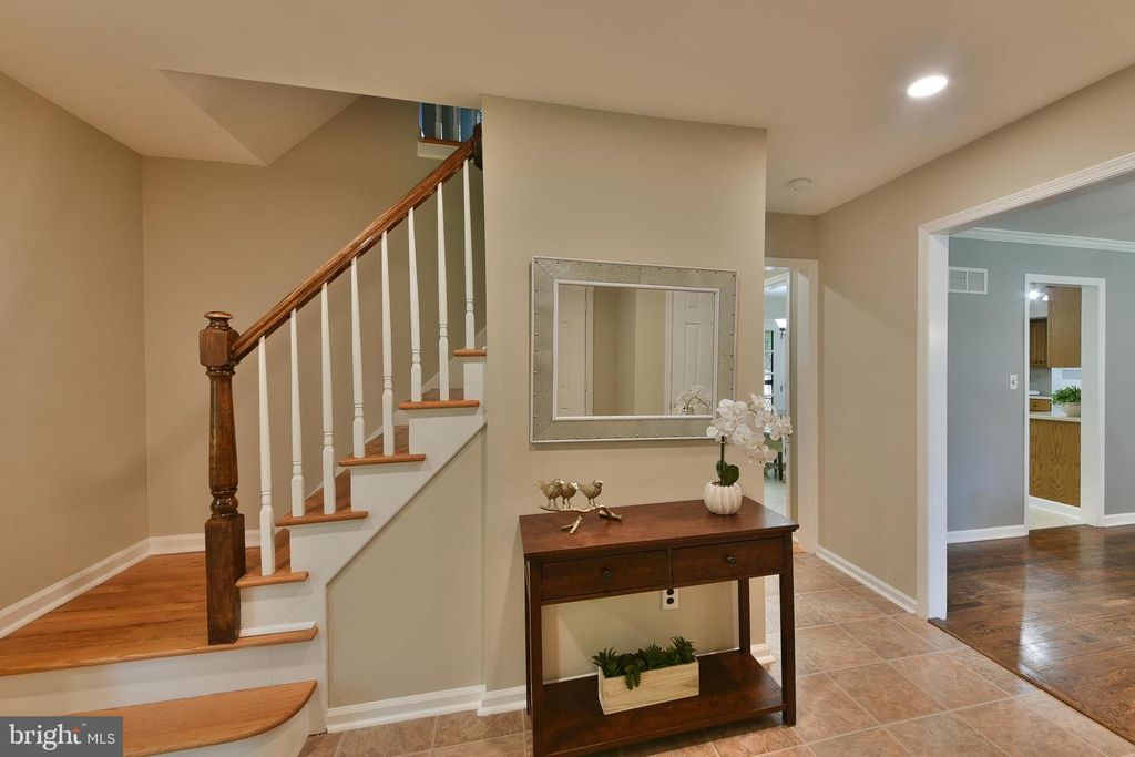 50 LOCHATONG RD, EWING, NJ 08628 — photo 4