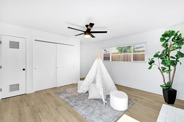 4127 E Grant Avenue, Fresno, CA 93702