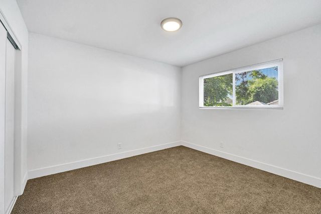 4127 E Grant Avenue, Fresno, CA 93702