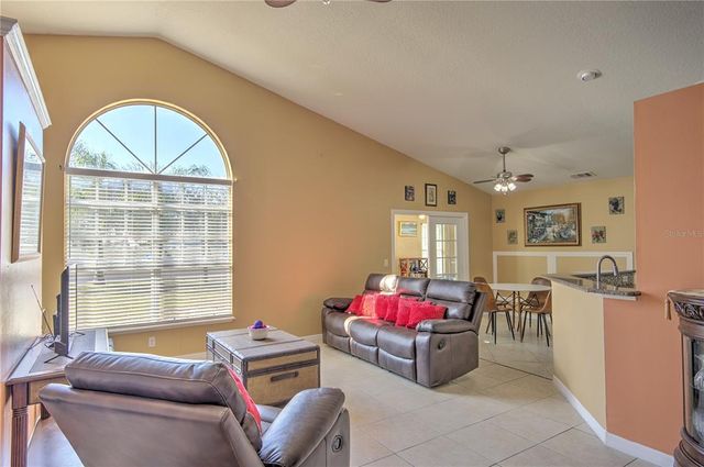 684 YORKSHIRE DRIVE, Oviedo, FL 32765