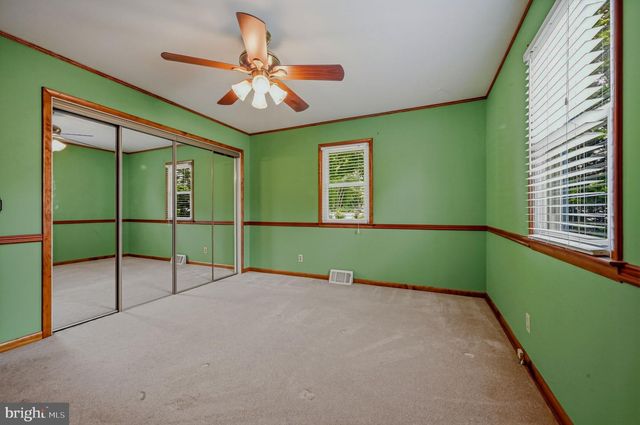 1806 OLD COOCHS BRIDGE RD, Newark, DE 19702