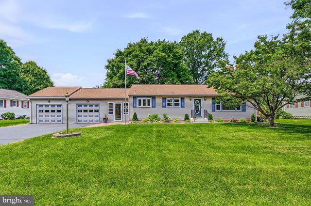 1806 OLD COOCHS BRIDGE RD, Newark, DE 19702