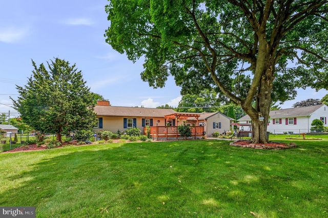 1806 OLD COOCHS BRIDGE RD, Newark, DE 19702