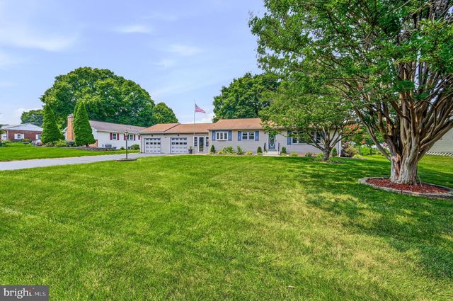 1806 OLD COOCHS BRIDGE RD, Newark, DE 19702