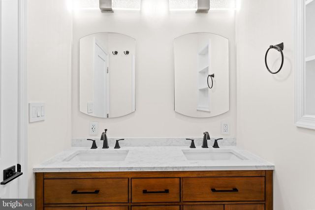 1709 SHILLING LN, Silver Spring, MD 20906