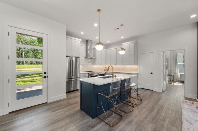 162 Lowe Drive, Mabank, TX 75156
