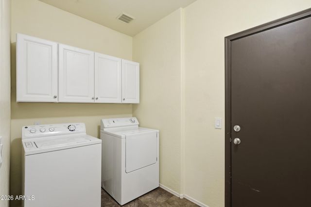 2068 W OLIVE Way, Chandler, AZ 85248