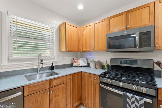371 North Avenue, Hapeville, GA 30354