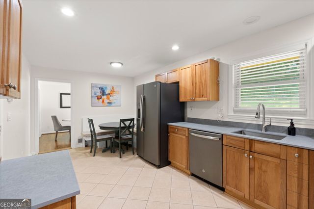 371 North Avenue, Hapeville, GA 30354