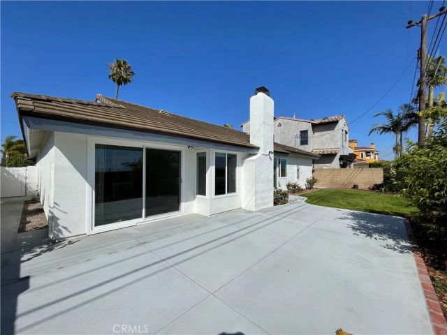 9192 Christine Drive, Huntington Beach, CA 92646