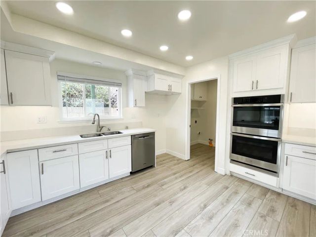 9192 Christine Drive, Huntington Beach, CA 92646