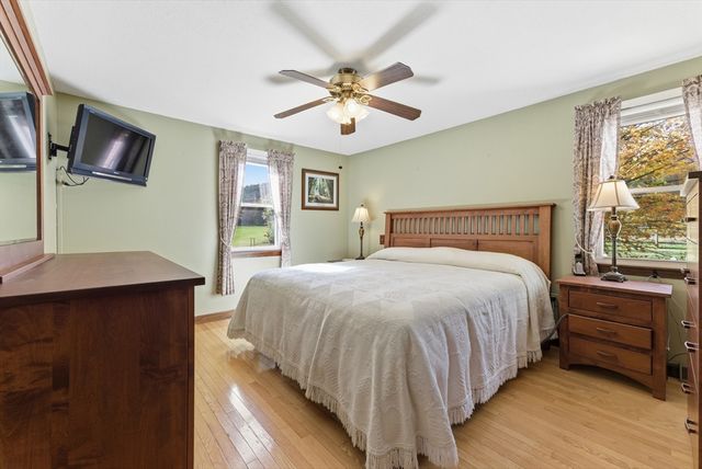 719 N West St, Agawam, MA 01030