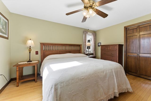 719 N West St, Agawam, MA 01030