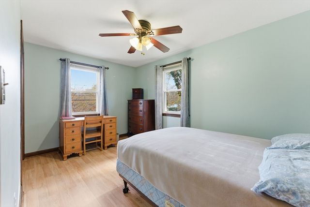 719 N West St, Agawam, MA 01030