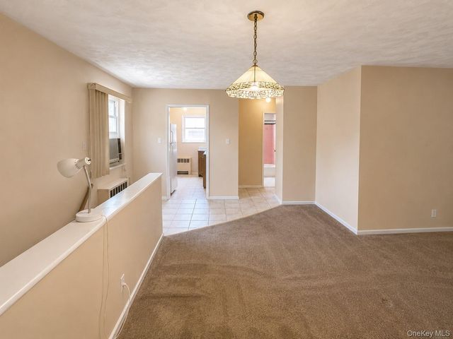 15-98 212 Street 276, Bayside, NY 11360