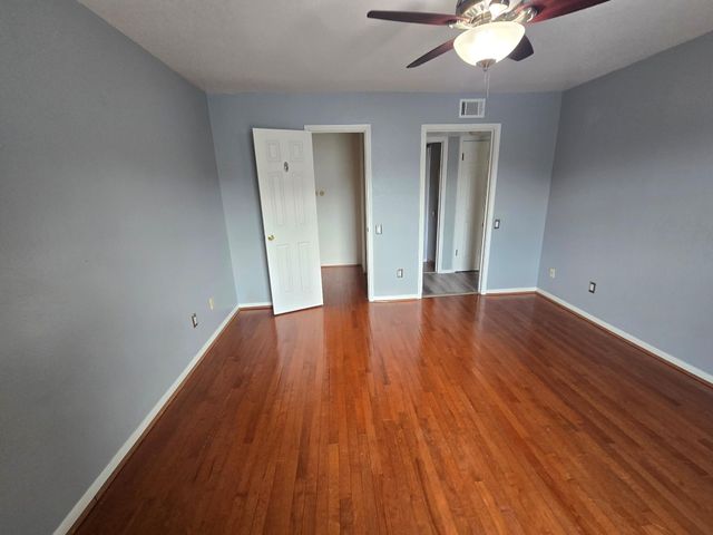 1860 White Oak Drive 314, Houston, TX 77009