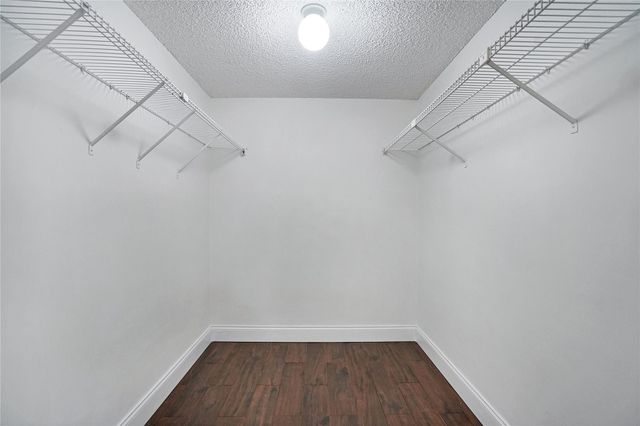 109 Lake Emerald Drive 110, Oakland Park, FL 33309