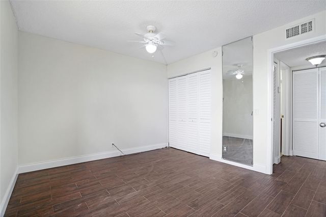 109 Lake Emerald Drive 110, Oakland Park, FL 33309