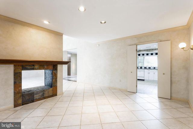 7920 LONG MEADOW RD, Baltimore, MD 21208