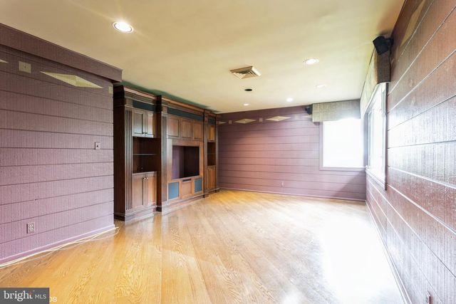 7920 LONG MEADOW RD, Baltimore, MD 21208