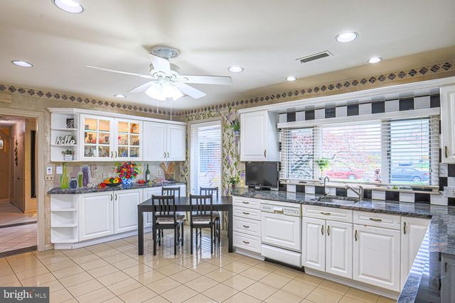 7920 LONG MEADOW RD, Baltimore, MD 21208