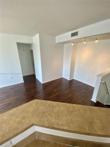 11032 Legacy Dr 301, Palm Beach Gardens, FL 33410