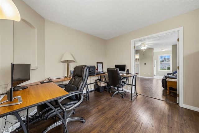14751 Aspen Hills Lane, Burton, OH 44021