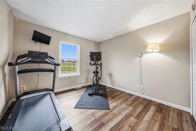 14751 Aspen Hills Lane, Burton, OH 44021