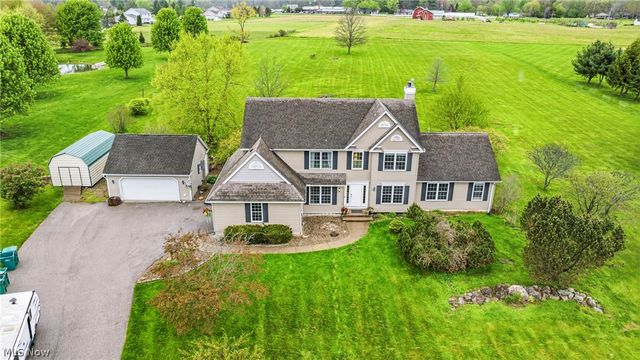 14751 Aspen Hills Lane, Burton, OH 44021