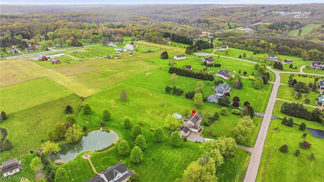 14751 Aspen Hills Lane, Burton, OH 44021