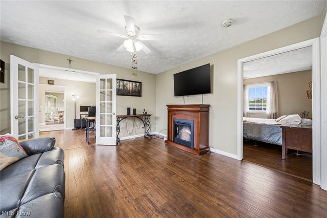 14751 Aspen Hills Lane, Burton, OH 44021