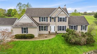 14751 Aspen Hills Lane, Burton, OH 44021