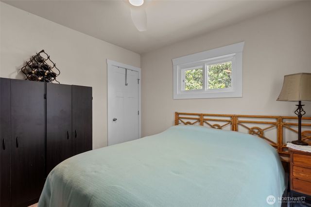 12419 20th Avenue S, Seattle, WA 98168