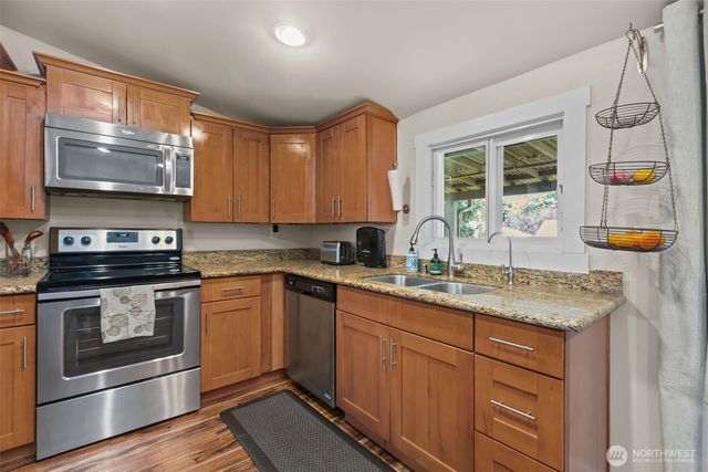 12419 20th Avenue S, Seattle, WA 98168