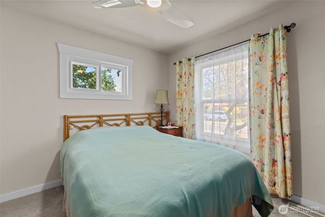 12419 20th Avenue S, Seattle, WA 98168