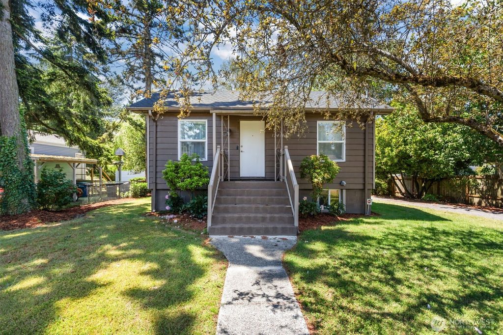 12419 20th Avenue S, Seattle, WA 98168