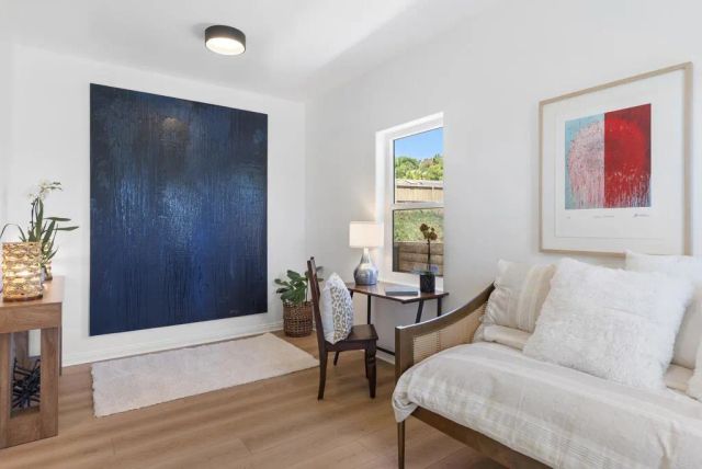 4305 Manchester Avenue, Encinitas, CA 92024