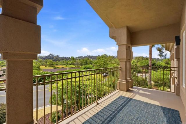 4305 Manchester Avenue, Encinitas, CA 92024