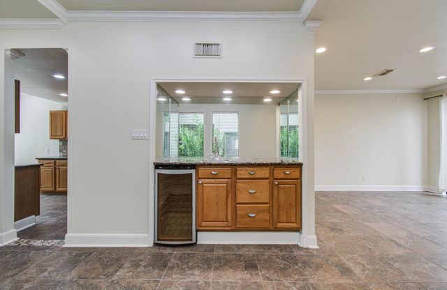 5701 Winsome Lane 2, Houston, TX 77057