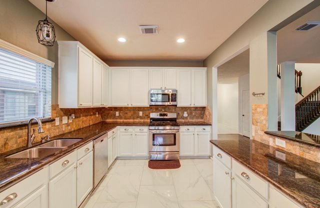 7714 Trophy Place Drive, Humble, TX 77346