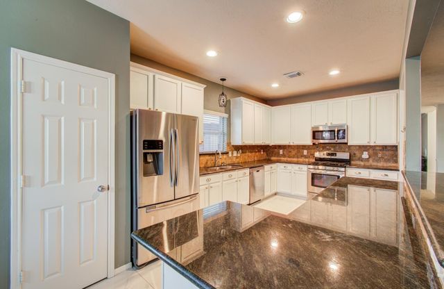 7714 Trophy Place Drive, Humble, TX 77346