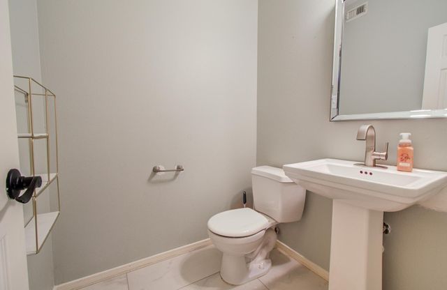 7714 Trophy Place Drive, Humble, TX 77346