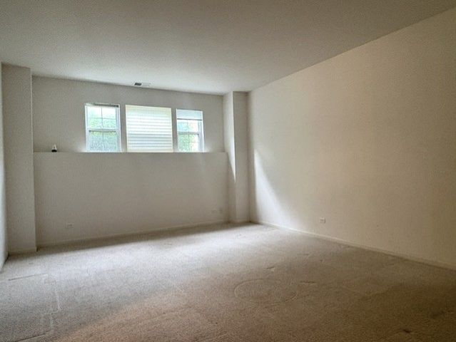 1295 Georgetown Way, Vernon Hills, IL 60061