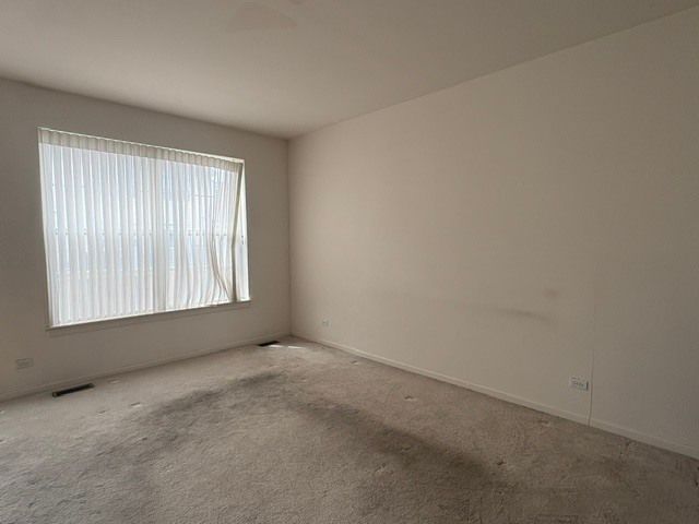 1295 Georgetown Way, Vernon Hills, IL 60061