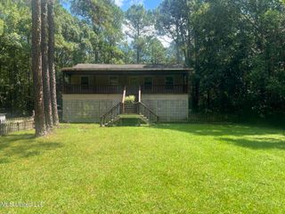 5548 Boots Road, Moss Point, MS 39562