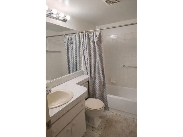 29460 Hoover Road, Warren, MI 48093