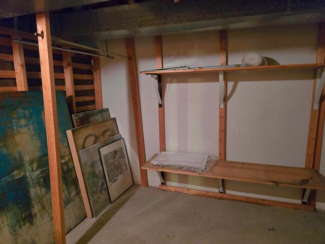 29460 Hoover Road, Warren, MI 48093