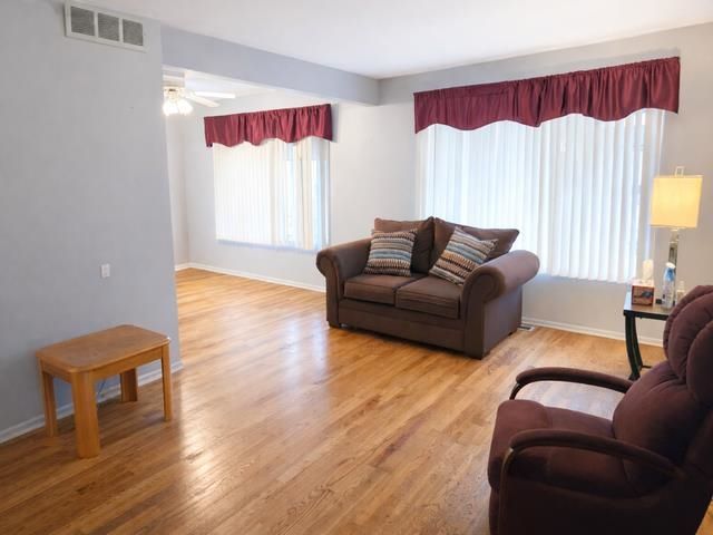 29460 Hoover Road, Warren, MI 48093