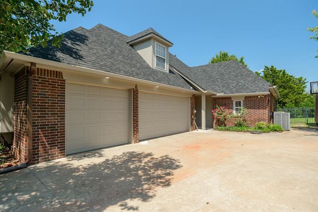 2211 S Copperfield Street, Stillwater, OK 74074
