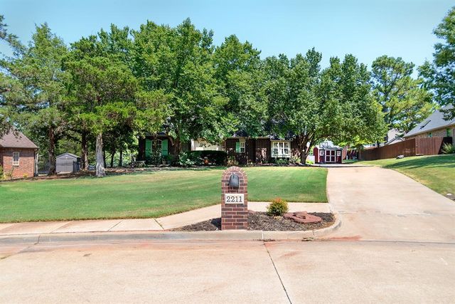 2211 S Copperfield Street, Stillwater, OK 74074